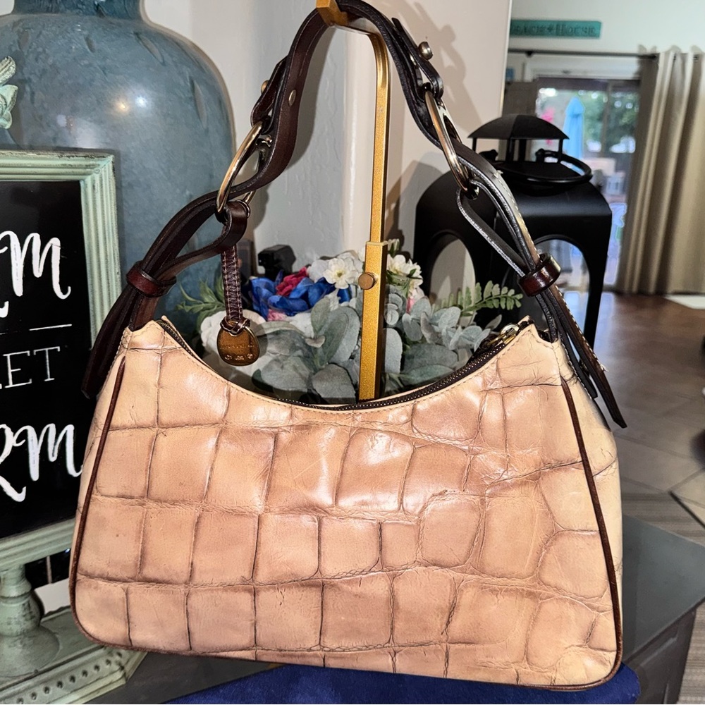 Dooney & Bourke Croc Embossed Leather Hobo bag - NWOT - Picture 4 of 16